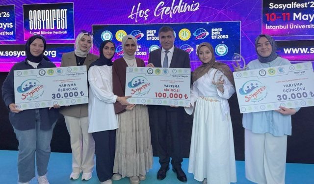 Sosyalfest’te Türkiye Birinciliği ve Üçüncülüğü