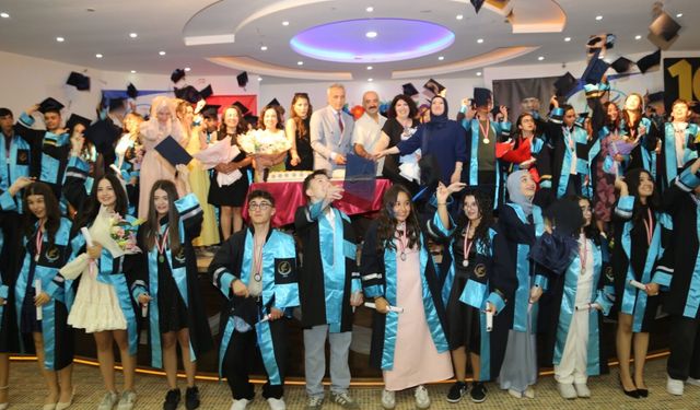 Kardelen’de 8. sınıfların mezuniyet coşkusu