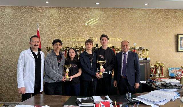 Kardelen Koleji Türkiye finalinde