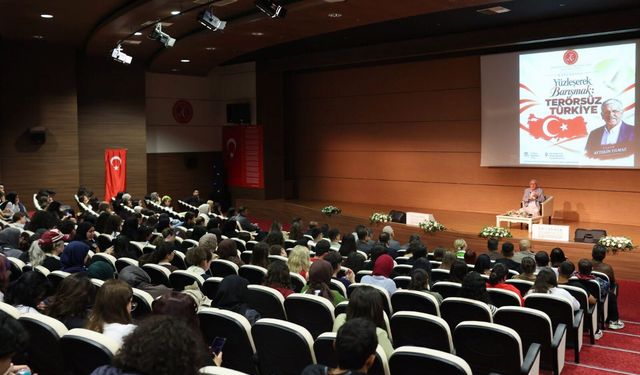 “Yüzleşerek Barışmak: Terörsüz Türkiye” Konferansı Düzenlendi