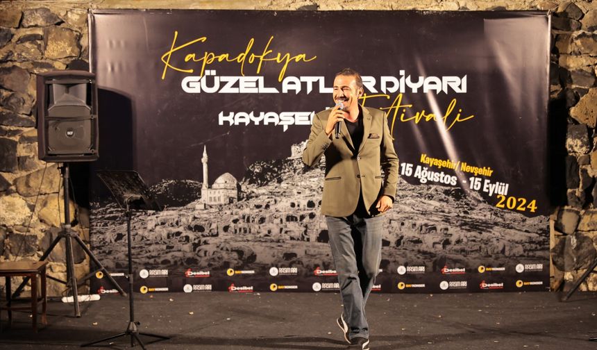 Kayaşehir'de türkü gecesi