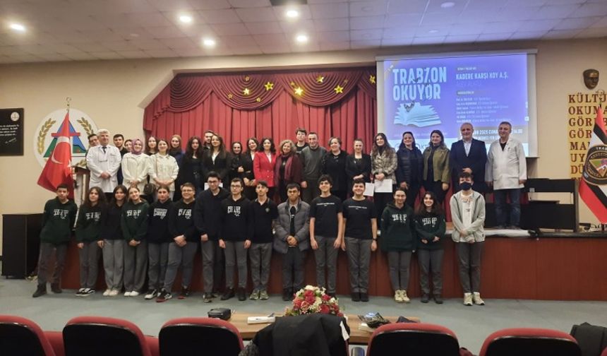 Trabzon Okuyor’da Alev Alatlı anıldı