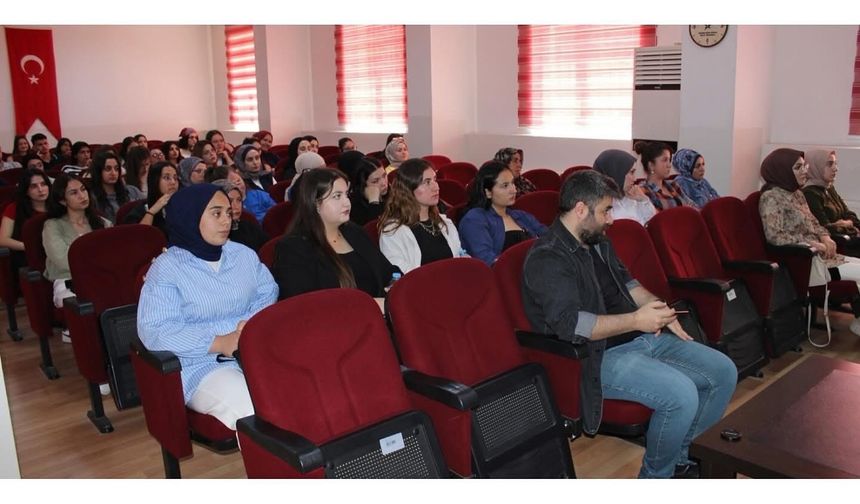 Çağrı merkezi eğitimi verildi