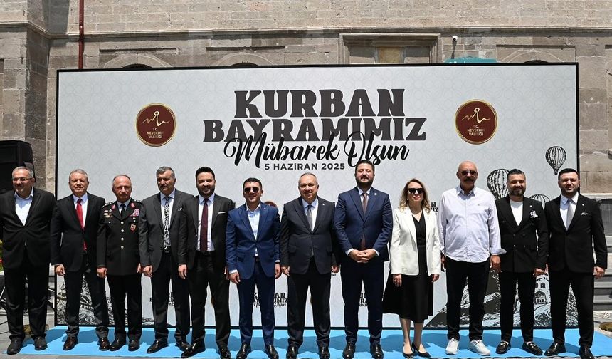 Bayramlaşma töreni düzenlendi