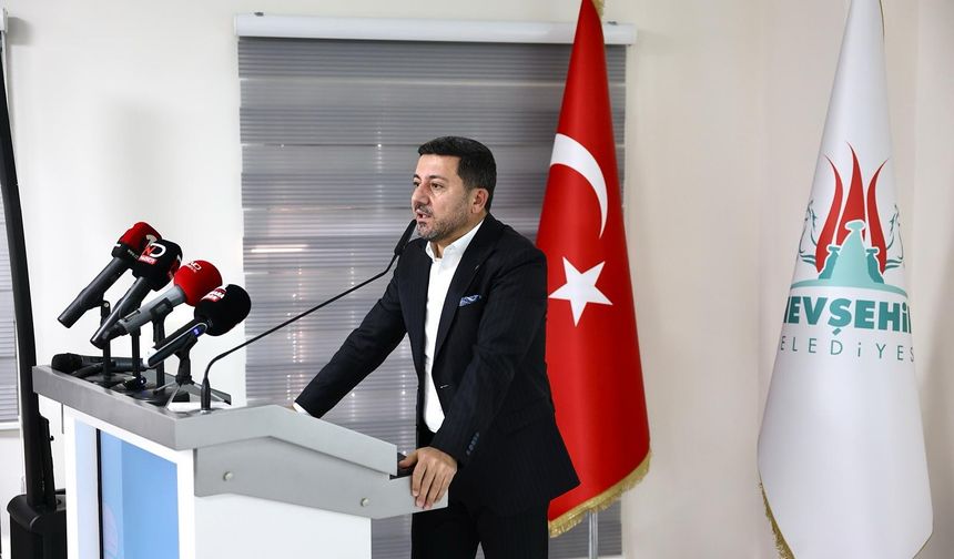 Başkan Arı CANKART'ı tanıttı