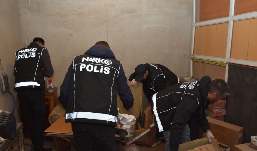 Uyuşturucu operasyonu: 40 şüpheli gözaltında