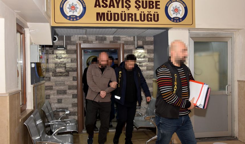 8 milyonluk vurgun yapan çete çökertildi