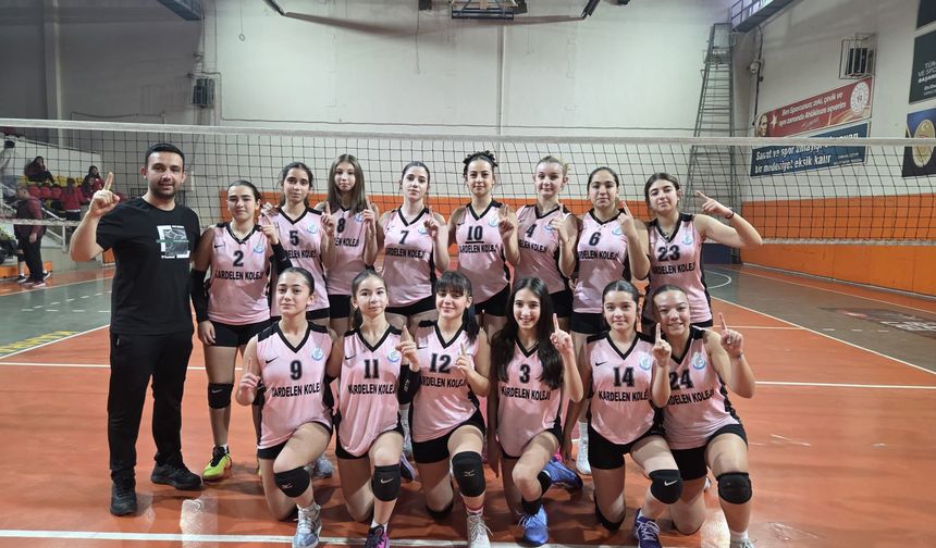 Kardelen’in yıldız kızlarından büyük başarı