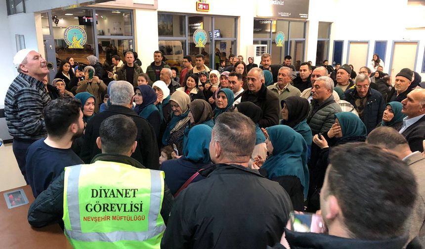 Nevşehir’den 138 Umreci Dualarla Kutsal Topraklara Uğurlandı