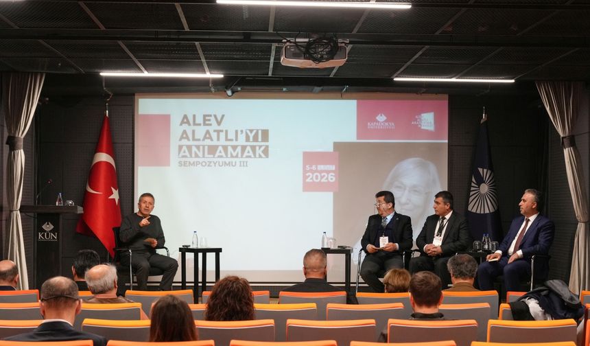 Aktekin “Alev Alatlı’yı Anlamak” Sempozyumunda Konuştu