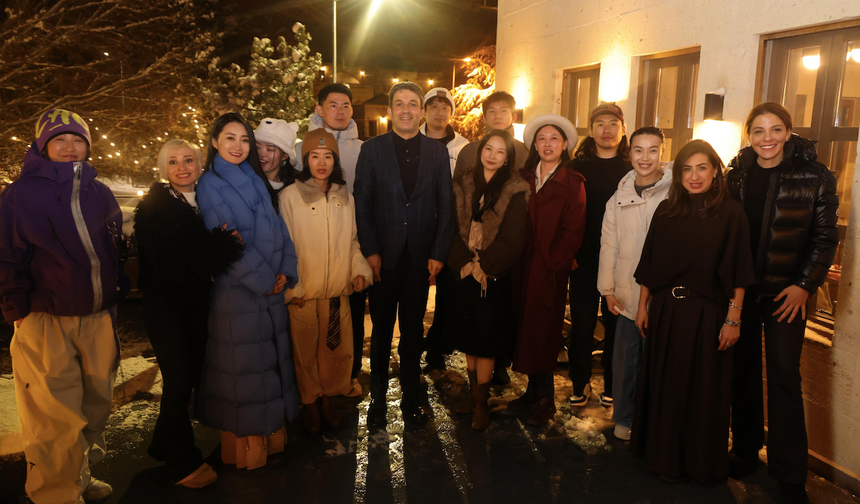 Aslanbay, Çinli influencerlarla bir araya geldi