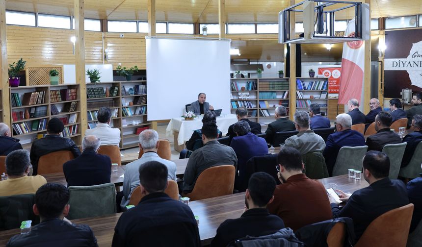“Batı Düşerken Asrın İdrakine İslâm Ne Söyler” Konferansı Düzenlendi