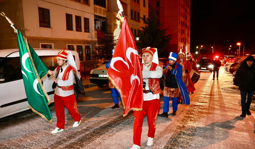 Sahura mehter takımıyla uyandılar