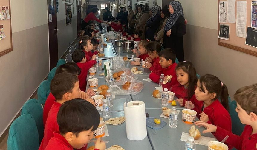 Uçhisar tekne orucu iftar coşkusu yaşandı