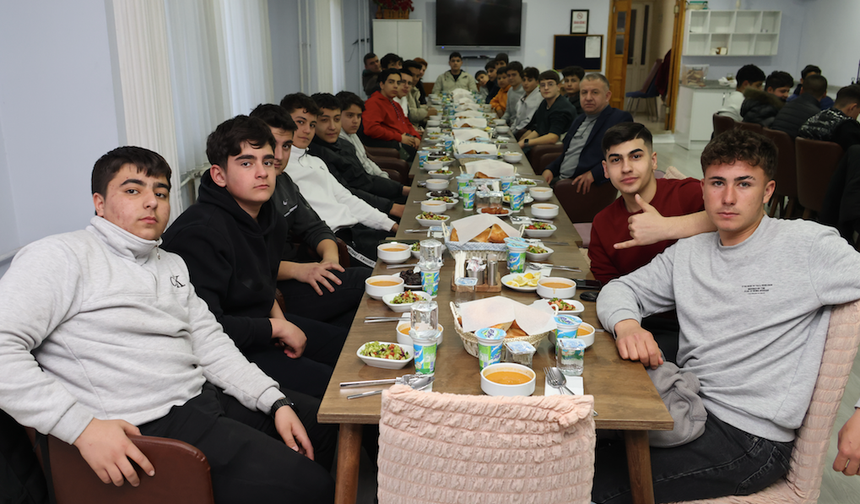 Avanos’ta “Maarifin Kalbinde Ramazan” İftarı