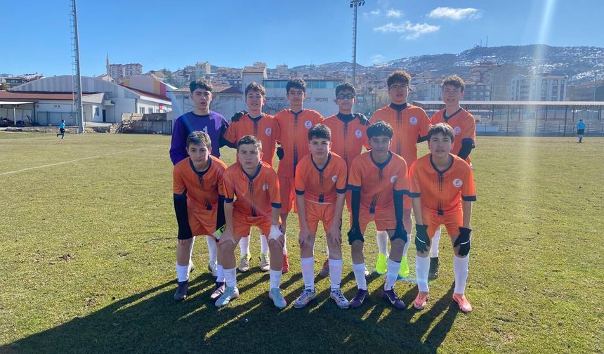 Kardelen futbol takımı Nevşehir’i gururla temsil ediyor