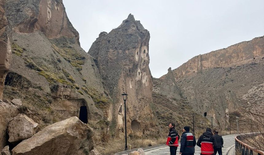 Kayseri Soğanlı Vadisi’nde Kaya Kopması