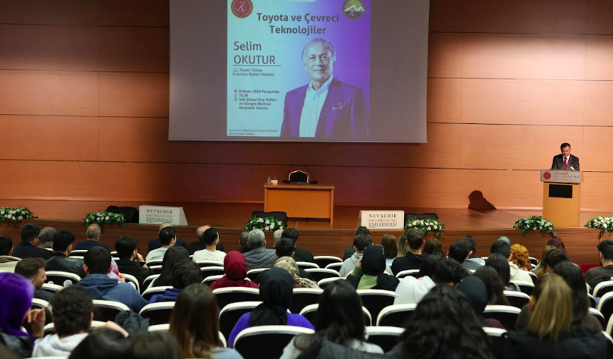 “Toyota ve Çevreci Teknolojiler” Konferansı Düzenlendi