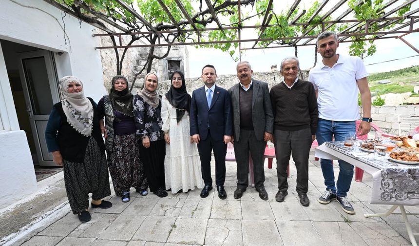 “BİR KARDEŞİNİZ OLARAK HER ZAMAN YANINIZDAYIZ”
