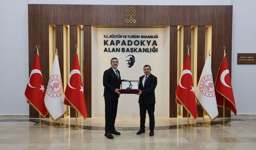 Aslanbay, Azerbaycan Büyükelçilik Müşteşarını ağırladı