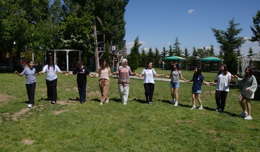 Kardelenli öğrenciler yıl sonu pikniklerinde unutulmaz anlar yaşadı
