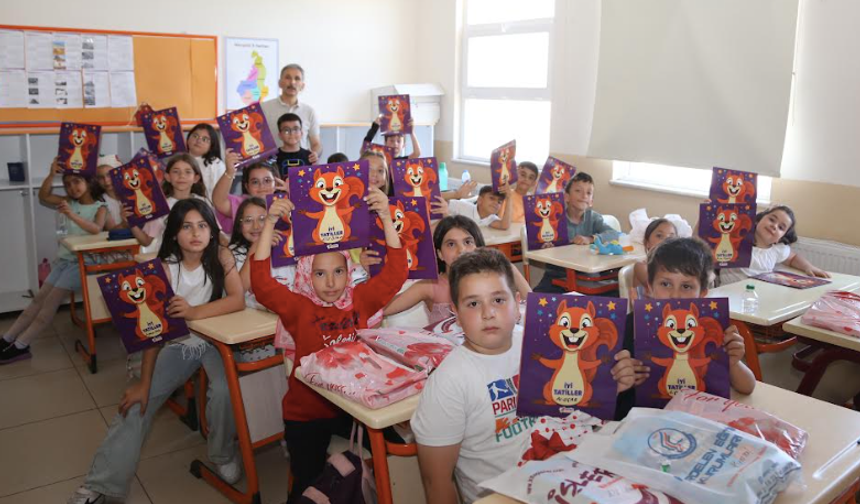 Nevşehir’de 48 bin 205 öğrenci karne alarak tatile başladı