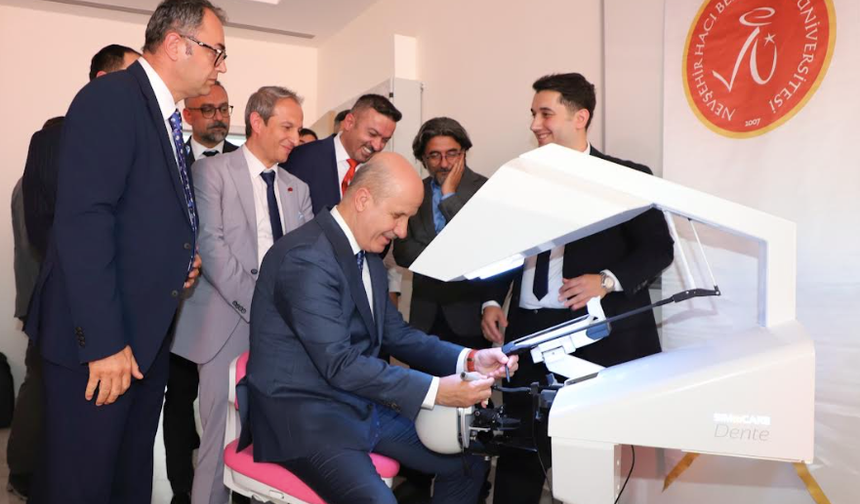 YÖK Başkanı Özvar, NEVÜ'de incelemelerde bulundu