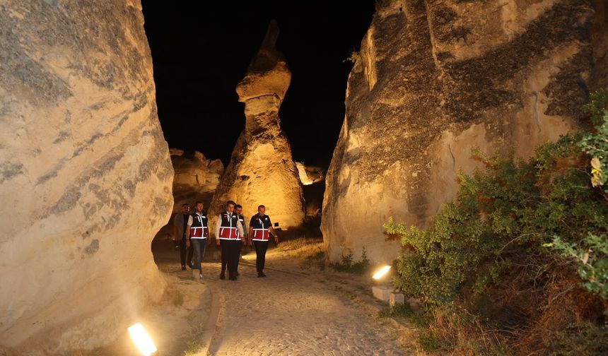 Aslanbay, aydınlatması tamamlanan Paşabağları'nda