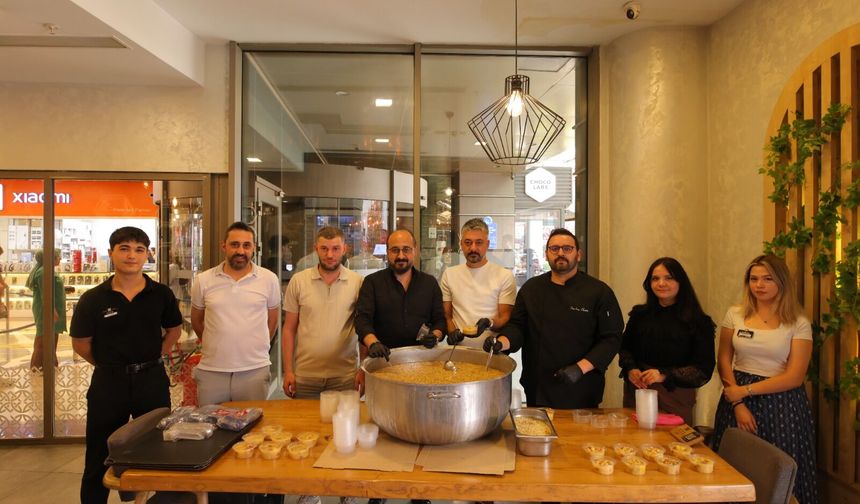Nems Cafe'den 9. geleneksel aşure etkinliği