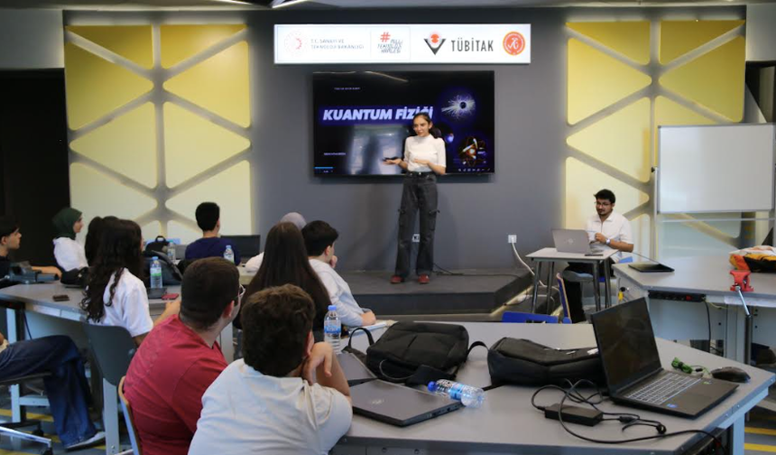 NEVÜ Milli Teknoloji Atölyesi Lise Yaz Okulu Programı Tamamlandı
