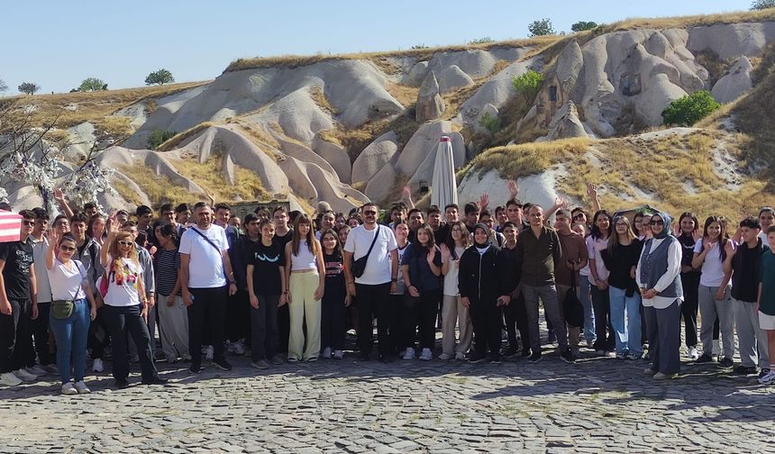 Kardelenli 9. sınıflar için vadi yürüyüşü ve kahvaltı düzenlendi