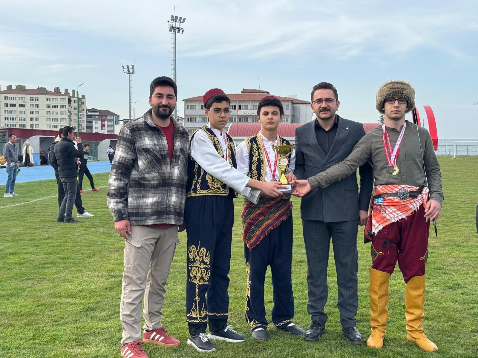 Geleneksel okçulukta Kardelen rüzgarı