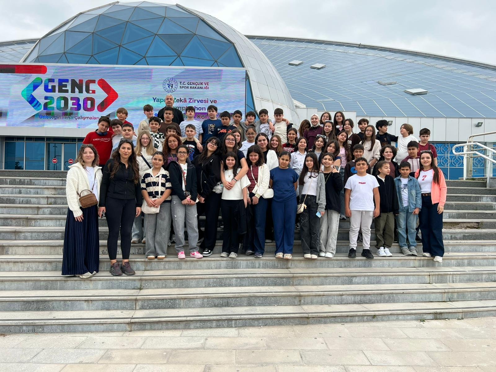 Kardelenli öğrencilerden Konya’ya kültür ve bilim gezisi