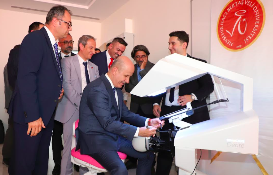 YÖK Başkanı Özvar, NEVÜ'de incelemelerde bulundu