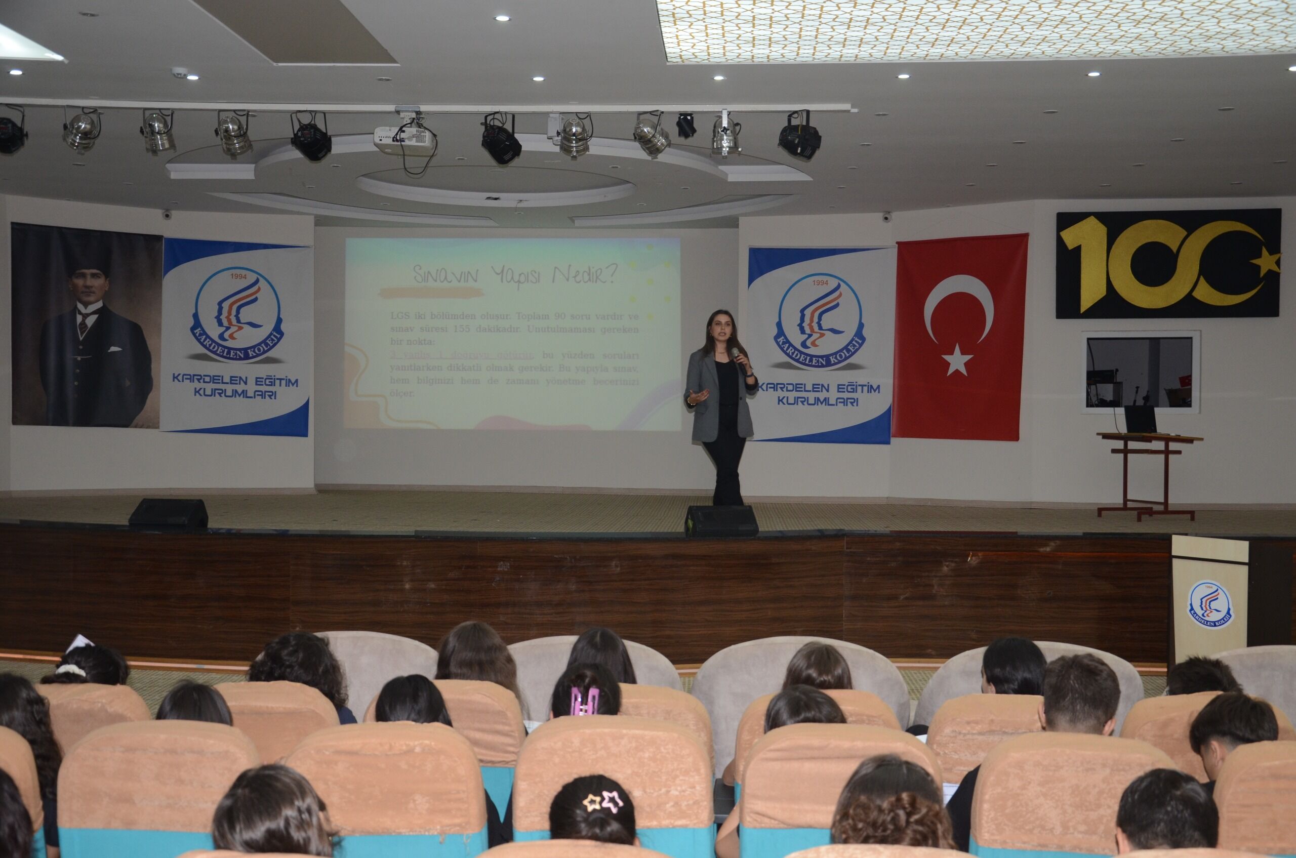 Kardelen’de 8. sınıf öğrencilerine LGS’nin altın kuralları anlatıldı